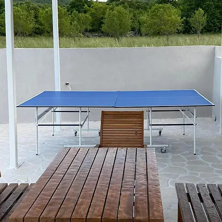 Lovely In With Private Swimming Pool, Be Inside Or Outside *