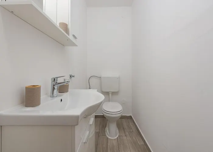 Stunning In * Zelengrad