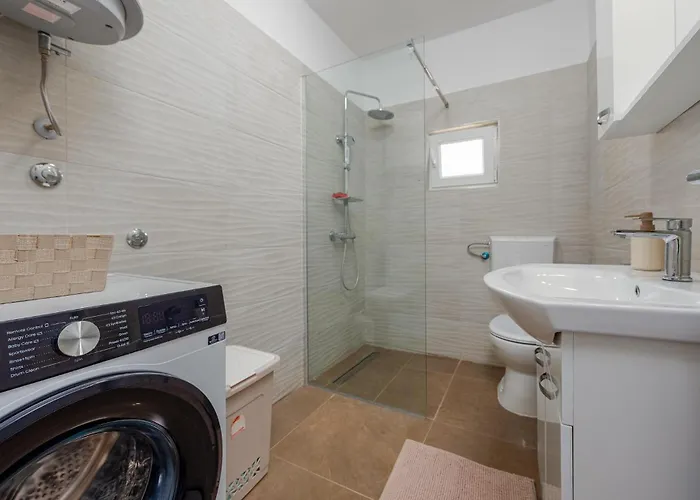 Stunning In Vikendica *